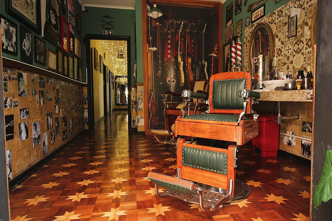 Interior de uma barbearia